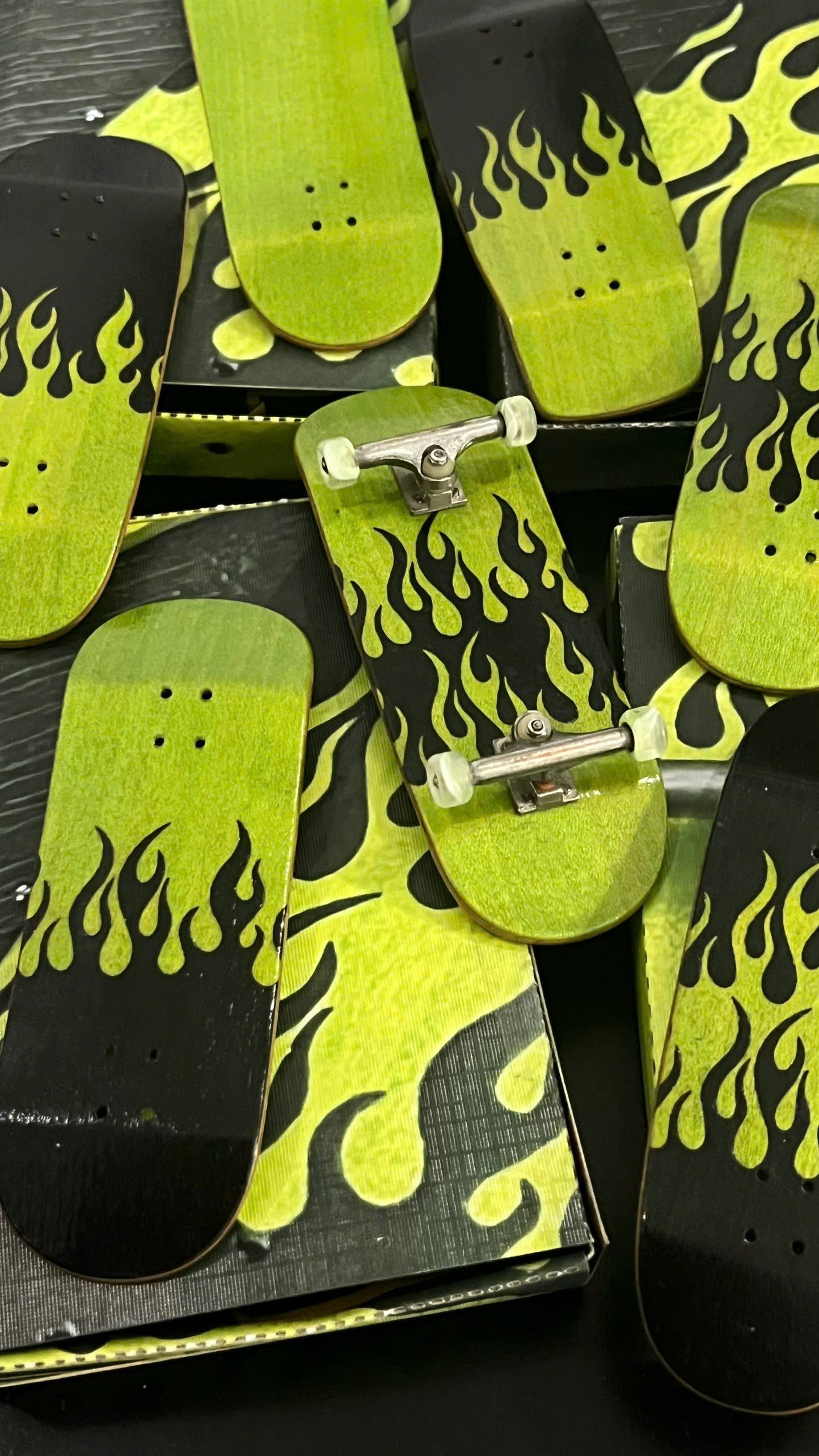 Sleekfb La Flame 33/34mm Deck - Split Xanh Lá Green